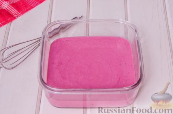 Замороженный ягодный греческий йогурт