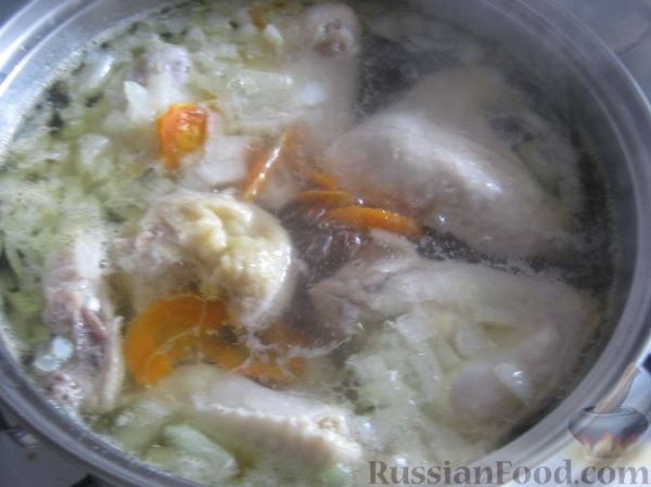 Суп "Куриная радость" с клецками и цветной капустой