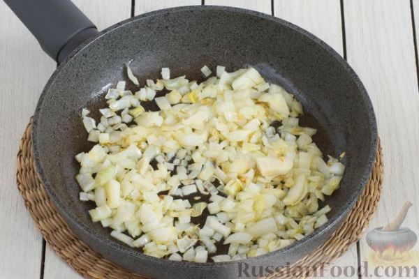 Овощной суп с патиссоном и капустой